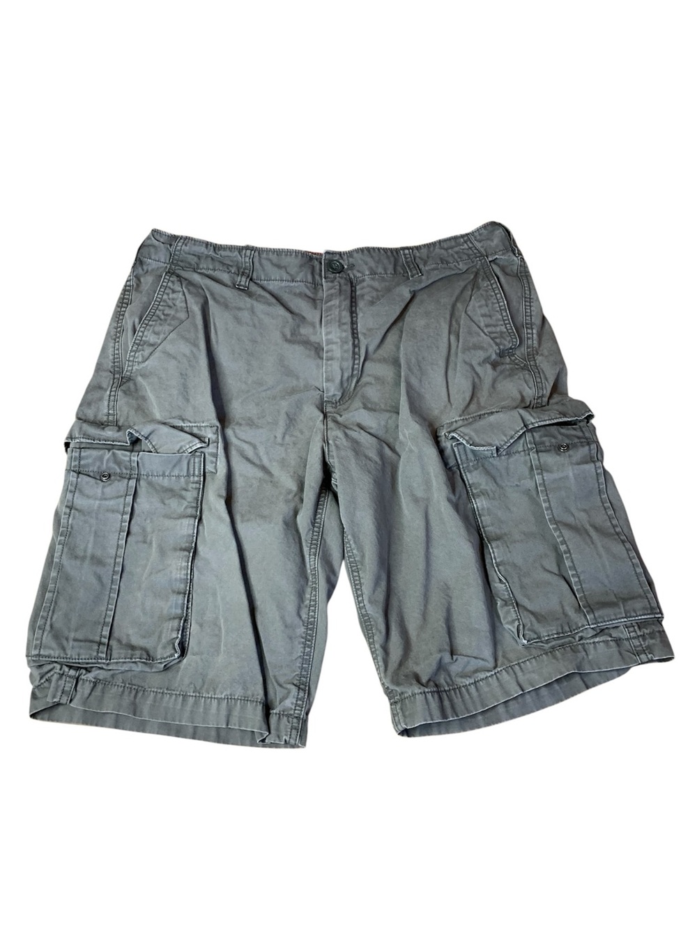 Gap Khakis Lived-In Cargo Shorts Men’s Size 35 – Dark Gray Utility
